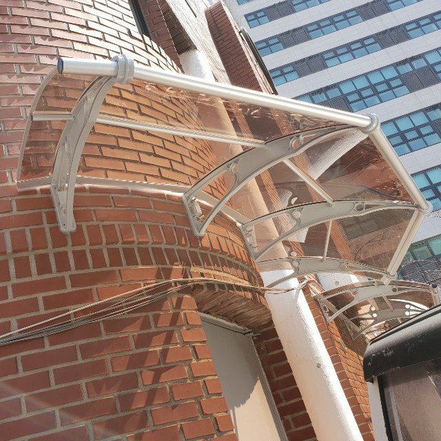 1000 X 2000 정품렉산 외부블라인드 처마지붕재 차양캐노픽스 넥산시공 조립식캐노피 막구조물, 브라운, 블랙, 블랙 상세 이미지 2