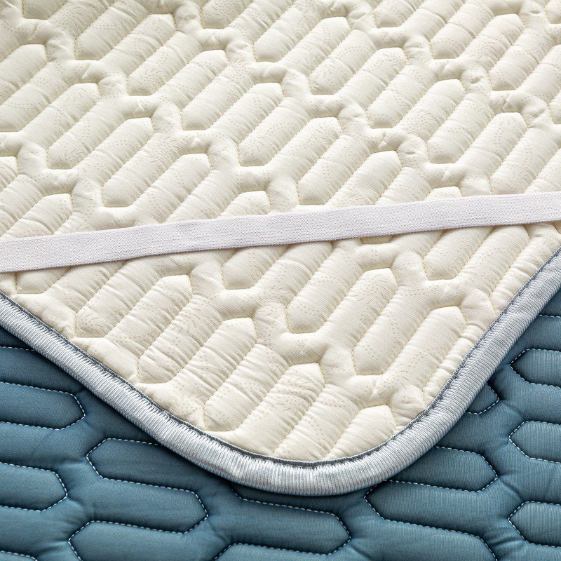 클라우드벨 아이스 실크 라텍스 냉감 패드 여름용 통기성 침대 매트리스 미끄럼 방지 냉방 침구+베갯잇, 다크블루할인 상세 이미지 1